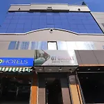Fabhotel Gt Galaxy Park - Nr Express Avenue Mall, Royapettah