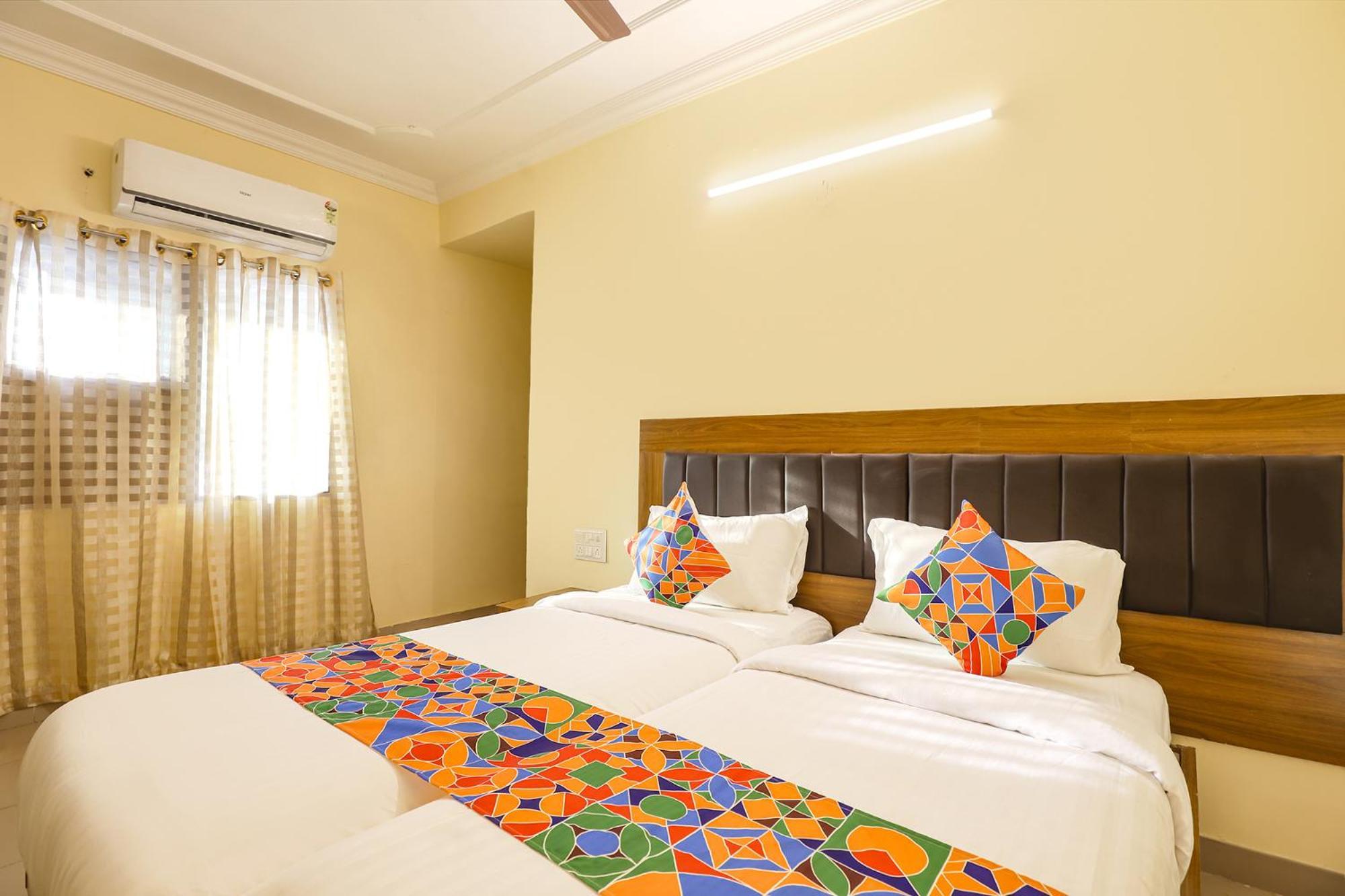 Fabhotel Gt Galaxy Park - Nr Express Avenue Mall, Royapettah 2* Chennai