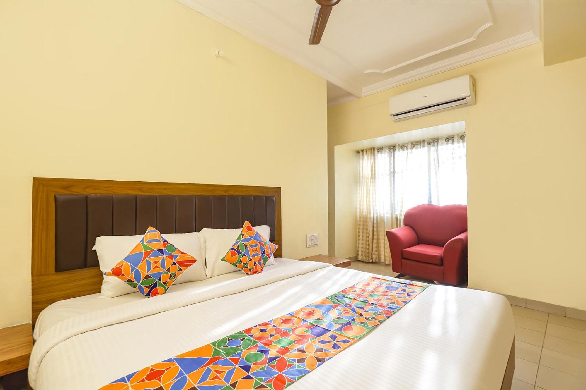 Fabhotel Gt Galaxy Park - Nr Express Avenue Mall, Royapettah Hotel