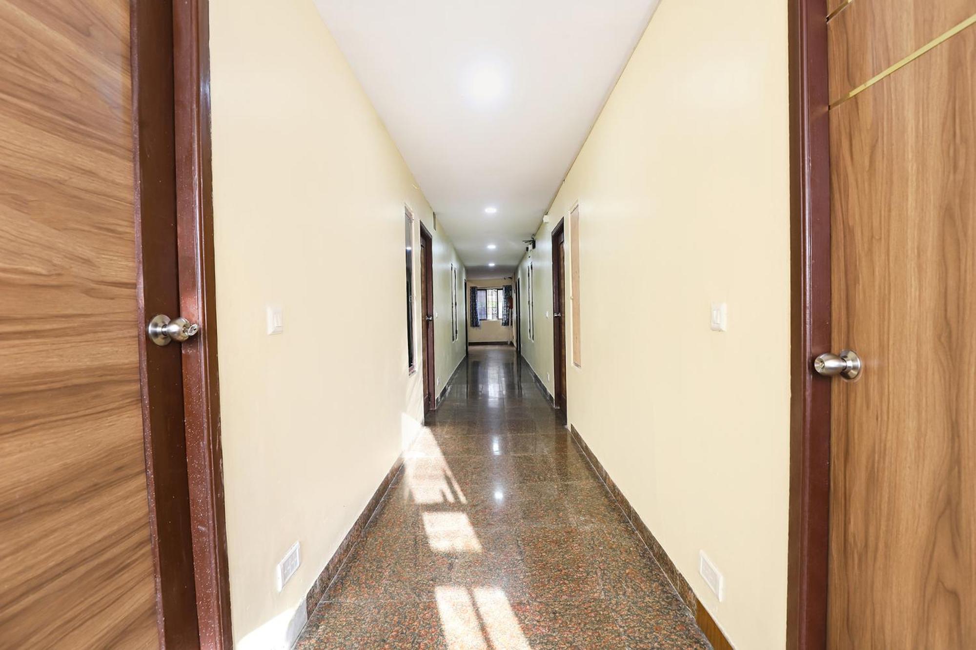 Fabhotel Gt Galaxy Park - Nr Express Avenue Mall, Royapettah Hotel